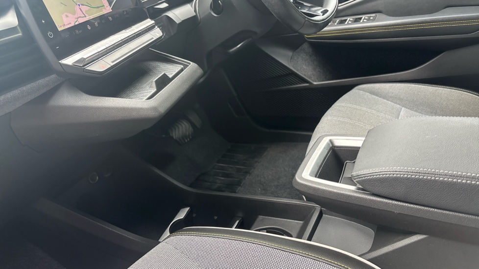 Renault Megane E-Tech EV60 160kW Techno 60kWh Optimum Charge 5dr Auto Electric Hatchback - Image 13