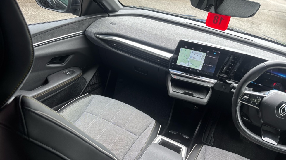 Renault Megane E-Tech EV60 160kW Techno 60kWh Optimum Charge 5dr Auto Electric Hatchback - Image 14
