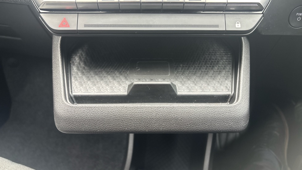 Renault Megane E-Tech EV60 160kW Techno 60kWh Optimum Charge 5dr Auto Electric Hatchback - Image 35