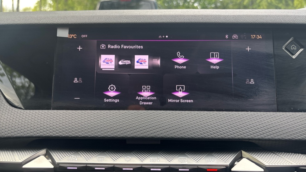DS 4 1.2 PureTech Bastille 5dr EAT8 Petrol Hatchback - Image 31