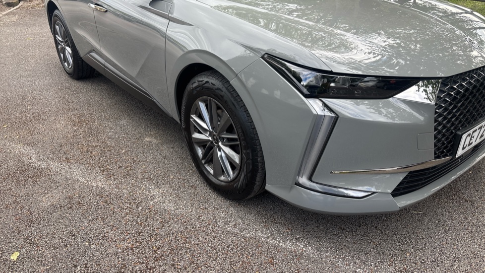 DS 4 1.2 PureTech Bastille 5dr EAT8 Petrol Hatchback - Image 52