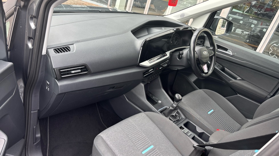 Ford Tourneo Connect 2.0 EcoBlue Active 5dr Diesel Estate - Image 9