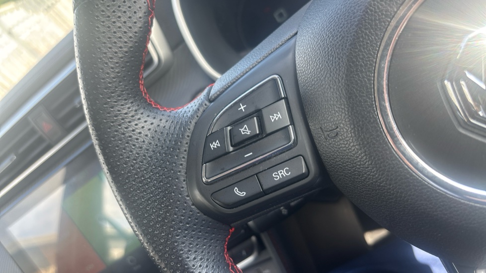 MG ZS 1.0T GDi Exclusive 5dr DCT Petrol Hatchback - Image 22