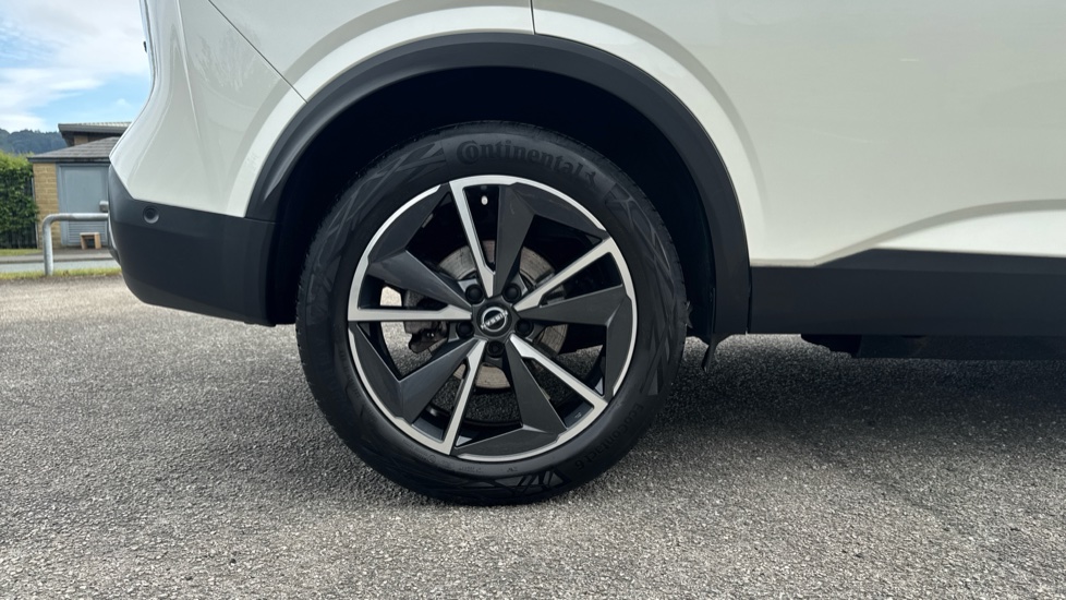 Nissan Qashqai 1.5 E-Power Tekna 5dr Auto Hybrid Hatchback - Image 7