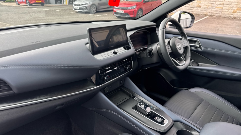 Nissan Qashqai 1.5 E-Power Tekna 5dr Auto Hybrid Hatchback - Image 9