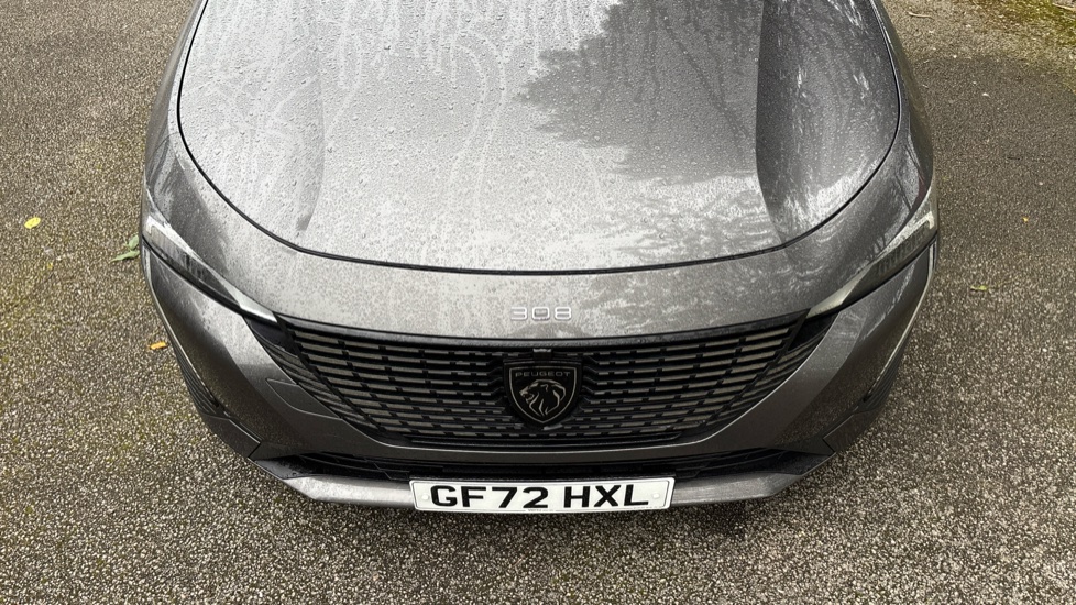 Peugeot 308 1.2 PureTech Allure 5dr EAT8 Petrol Estate - Image 48