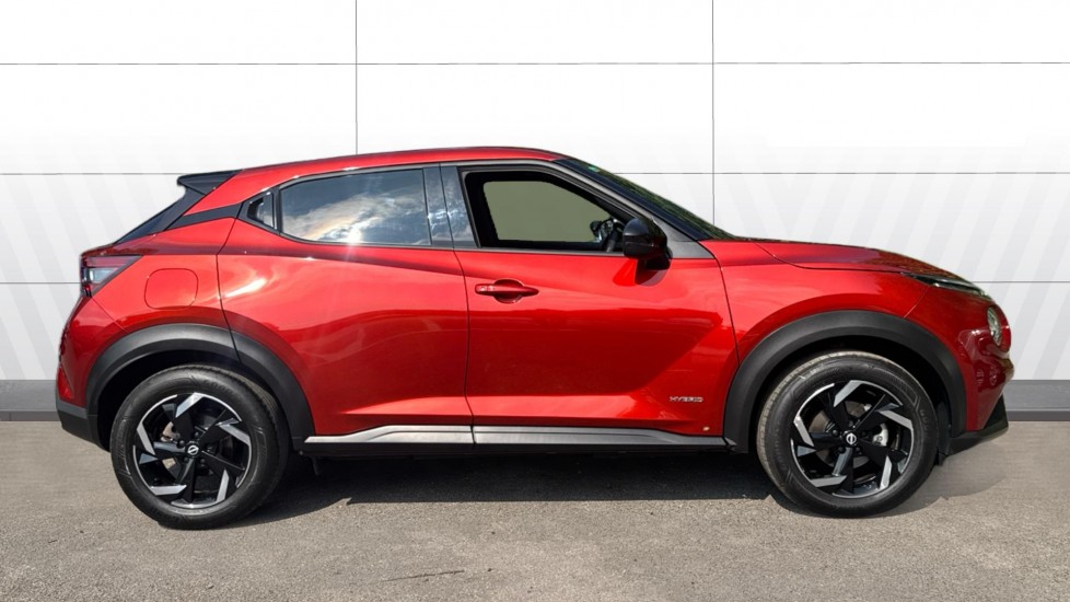 Nissan Juke 1.6 Hybrid N-Connecta 5dr Auto Hybrid Hatchback - Image 5