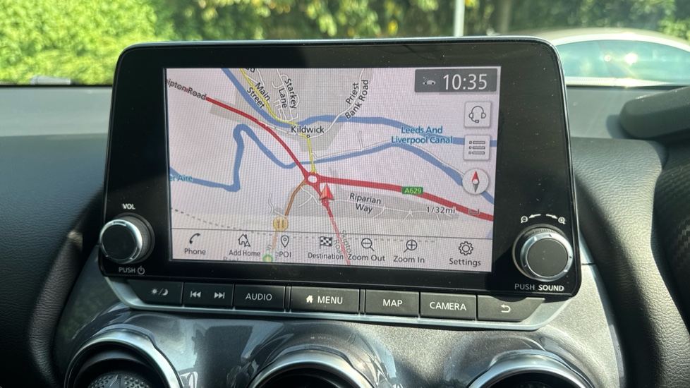 Nissan Juke 1.6 Hybrid N-Connecta 5dr Auto Hybrid Hatchback - Image 12