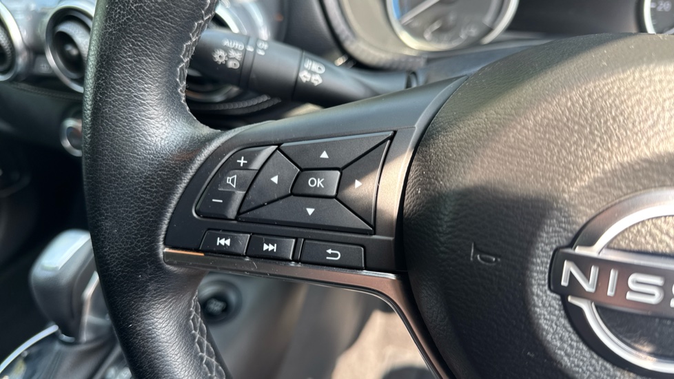 Nissan Juke 1.6 Hybrid N-Connecta 5dr Auto Hybrid Hatchback - Image 34