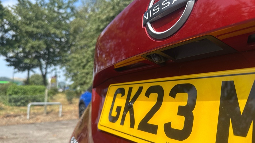 Nissan Juke 1.6 Hybrid N-Connecta 5dr Auto Hybrid Hatchback - Image 43