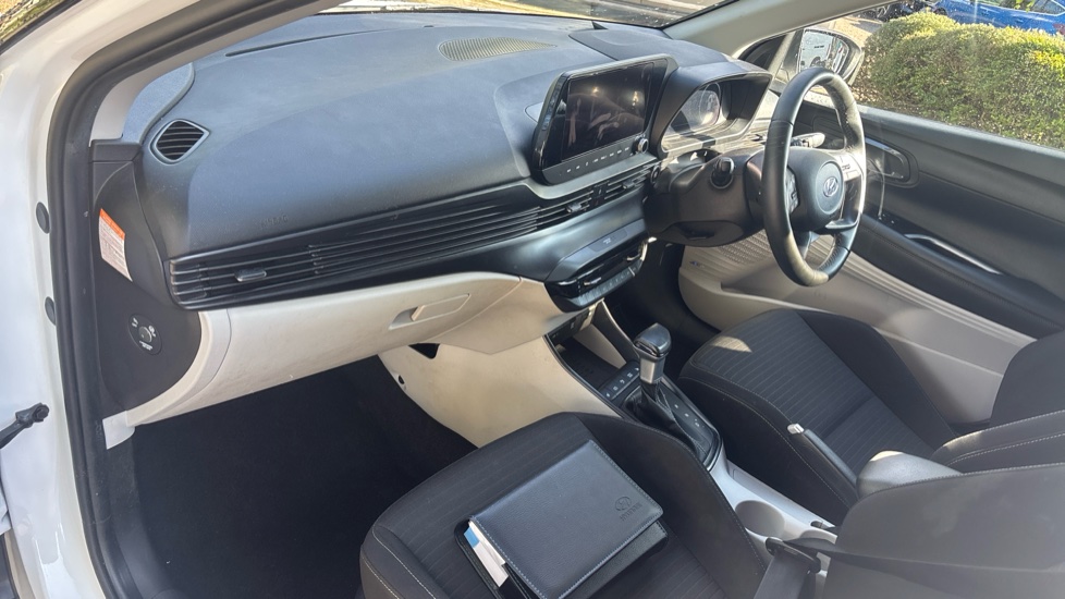 Hyundai i20 1.0T GDi 48V MHD Ultimate 5dr DCT Petrol Hatchback - Image 9