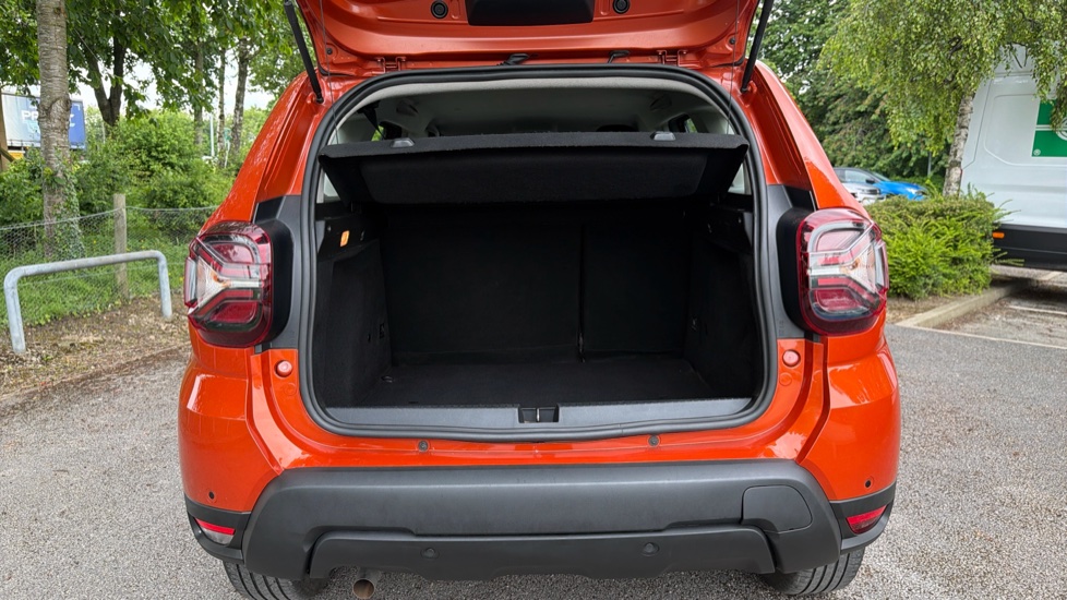 Dacia Duster 1.0 TCe 90 Expression 5dr Petrol Estate - Image 4