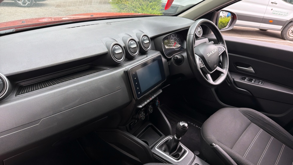 Dacia Duster 1.0 TCe 90 Expression 5dr Petrol Estate - Image 9