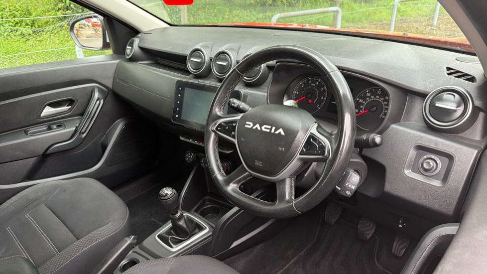 Dacia Duster 1.0 TCe 90 Expression 5dr Petrol Estate - Image 11