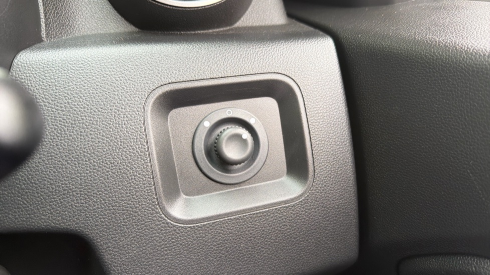 Dacia Duster 1.0 TCe 90 Expression 5dr Petrol Estate - Image 22