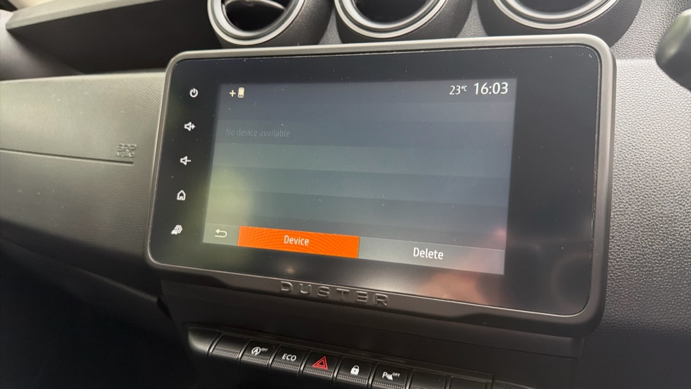 Dacia Duster 1.0 TCe 90 Expression 5dr Petrol Estate - Image 33