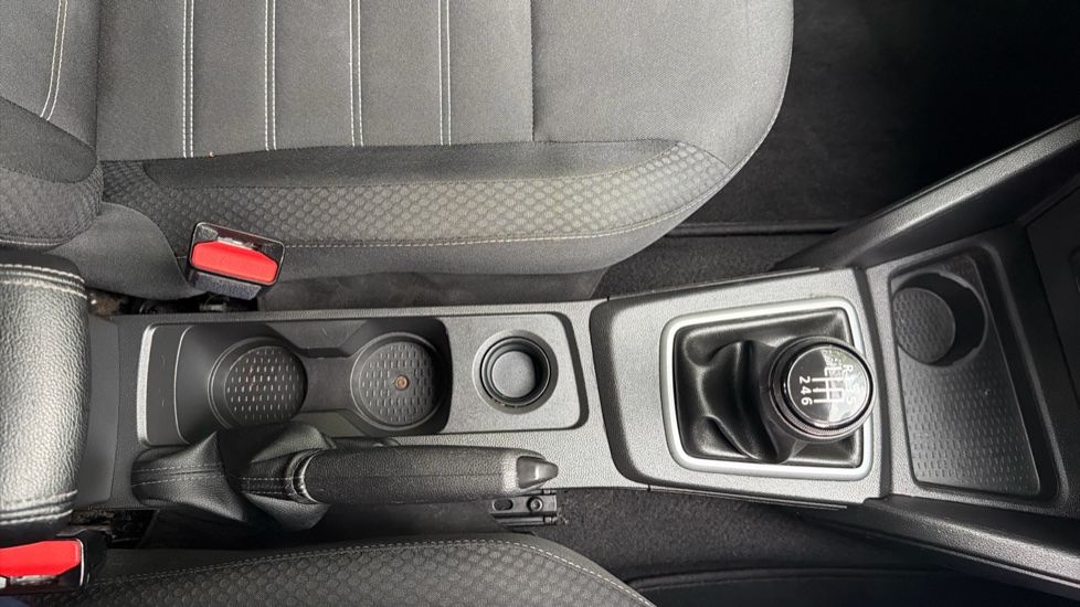 Dacia Duster 1.0 TCe 90 Expression 5dr Petrol Estate - Image 34