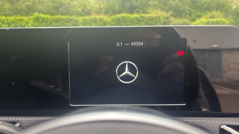 Mercedes-Benz A-Class A180 AMG Line 5dr Petrol Hatchback - Image 18