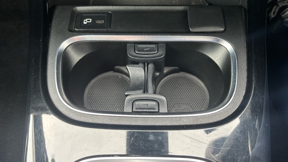 Mercedes-Benz A-Class A180 AMG Line 5dr Petrol Hatchback - Image 33