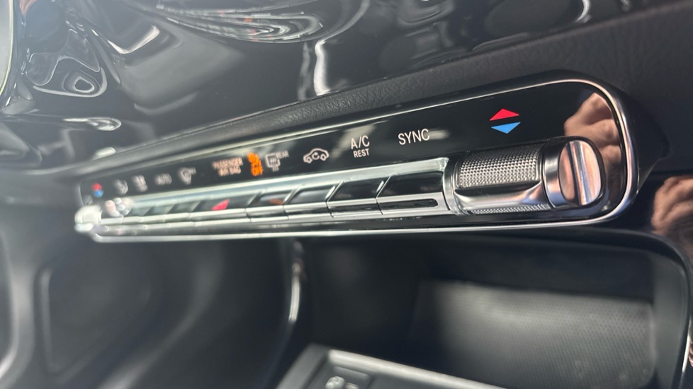 Mercedes-Benz A-Class A180 AMG Line 5dr Petrol Hatchback - Image 34