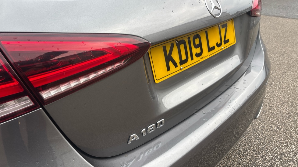 Mercedes-Benz A-Class A180 AMG Line 5dr Petrol Hatchback - Image 50