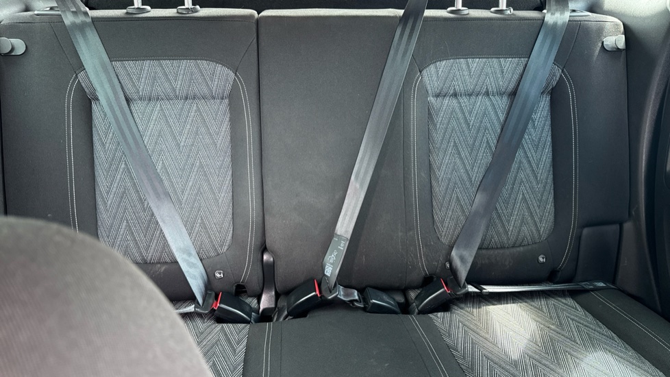 Vauxhall Crossland X 1.2 [83] Griffin 5dr [Start Stop] Petrol Hatchback - Image 36