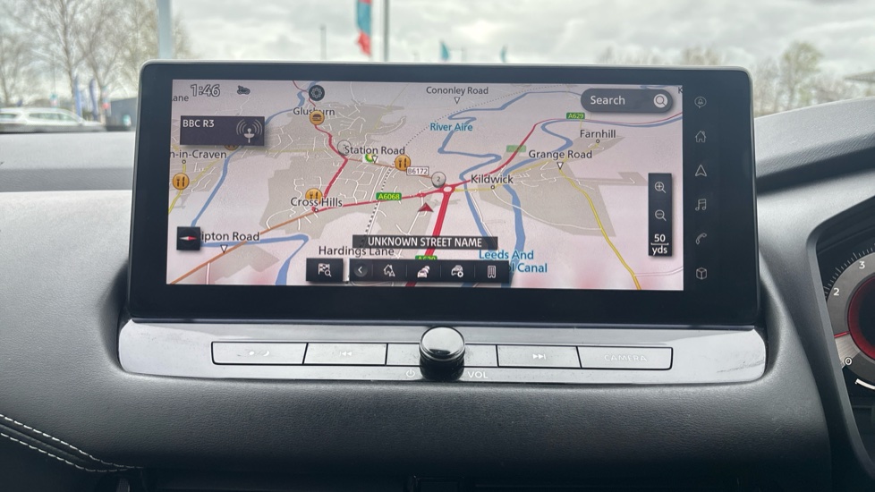 Nissan Qashqai 1.3 DiG-T MH N-Connecta 5dr Petrol Hatchback - Image 12