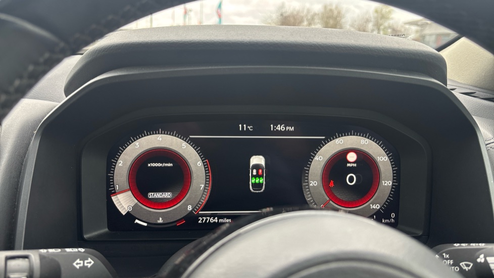 Nissan Qashqai 1.3 DiG-T MH N-Connecta 5dr Petrol Hatchback - Image 18