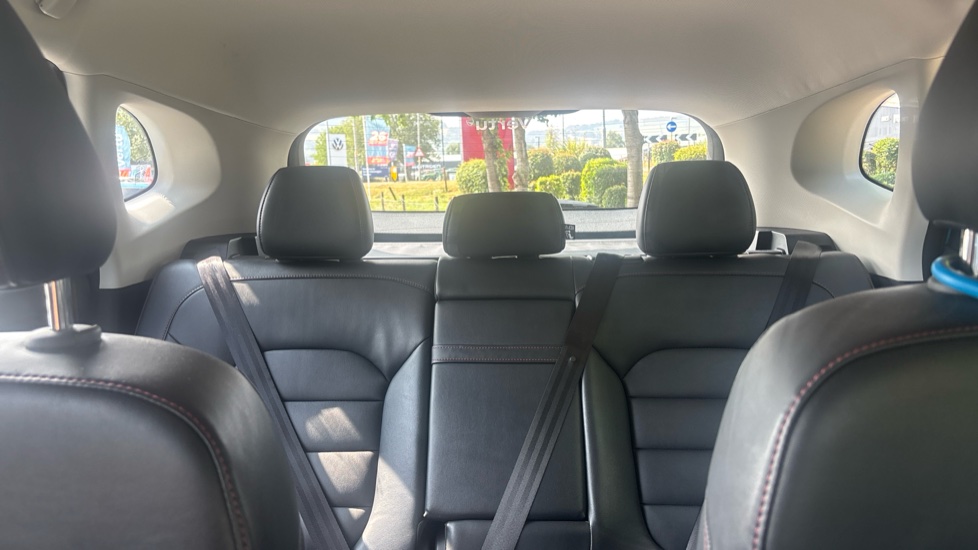 MG HS 1.5 T-GDI Excite 5dr Petrol Hatchback - Image 15