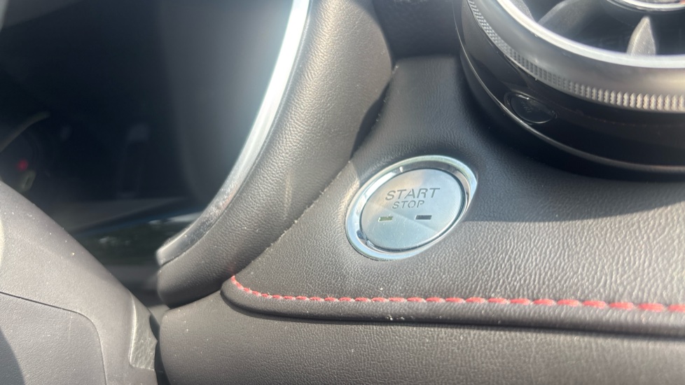 MG HS 1.5 T-GDI Excite 5dr Petrol Hatchback - Image 26