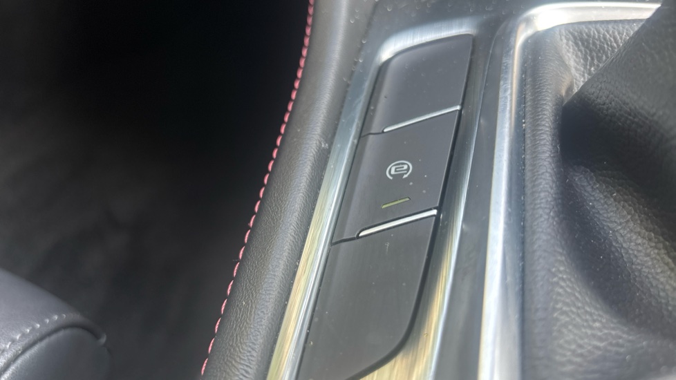 MG HS 1.5 T-GDI Excite 5dr Petrol Hatchback - Image 29
