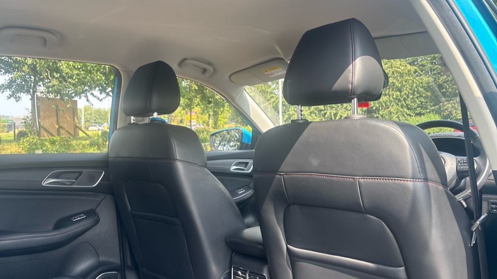 MG HS 1.5 T-GDI Excite 5dr Petrol Hatchback - Image 46