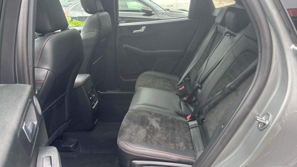 Ford Kuga 1.5 EcoBoost 150 ST-Line X Edition 5dr Petrol Estate - Image 16