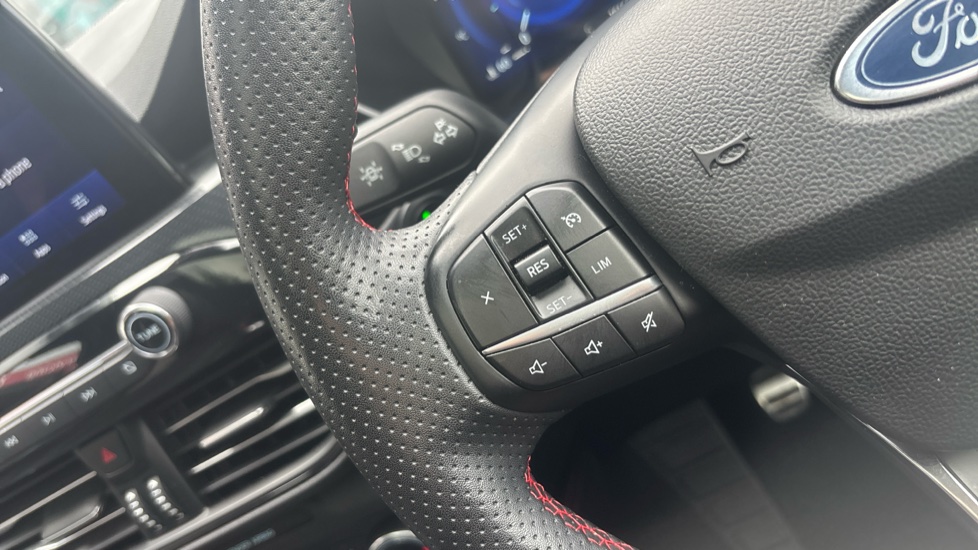 Ford Kuga 1.5 EcoBoost 150 ST-Line X Edition 5dr Petrol Estate - Image 22