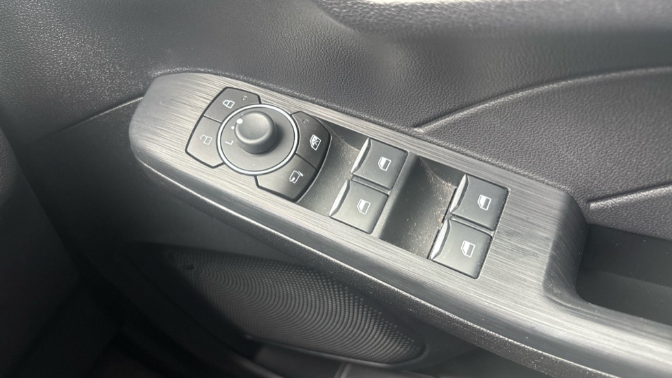 Ford Kuga 1.5 EcoBoost 150 ST-Line X Edition 5dr Petrol Estate - Image 26