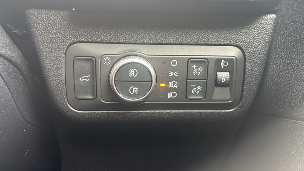 Ford Kuga 1.5 EcoBoost 150 ST-Line X Edition 5dr Petrol Estate - Image 27