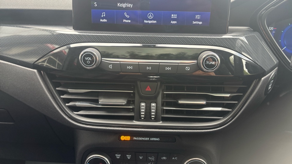 Ford Kuga 1.5 EcoBoost 150 ST-Line X Edition 5dr Petrol Estate - Image 37
