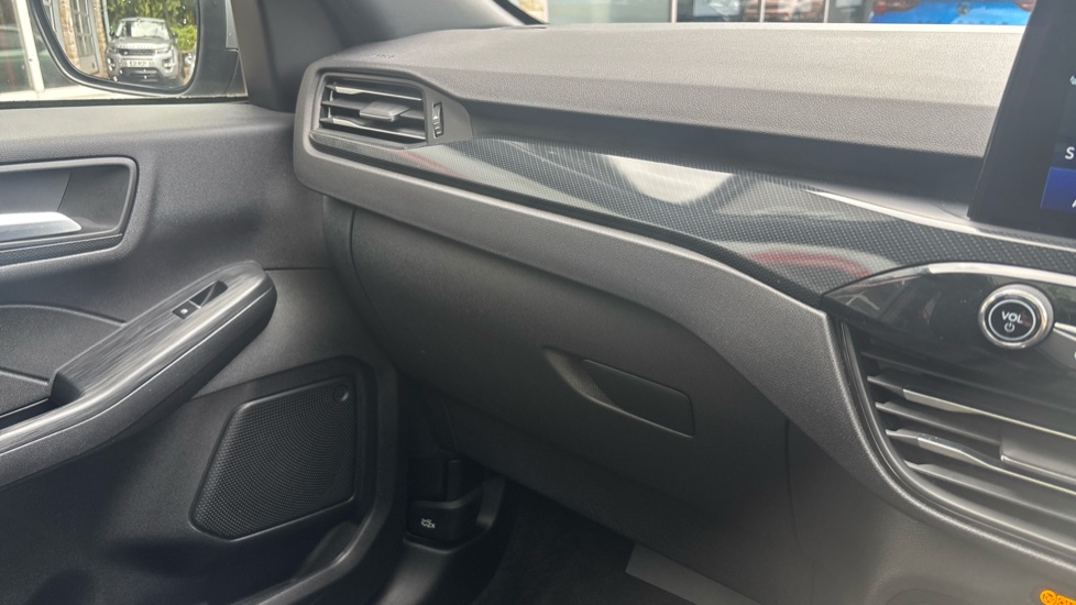 Ford Kuga 1.5 EcoBoost 150 ST-Line X Edition 5dr Petrol Estate - Image 39