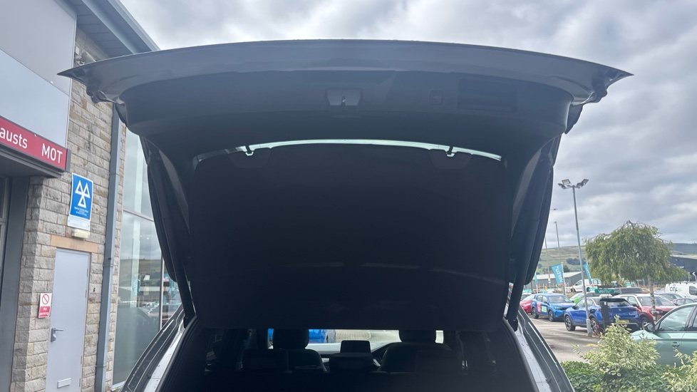 Ford Kuga 1.5 EcoBoost 150 ST-Line X Edition 5dr Petrol Estate - Image 62