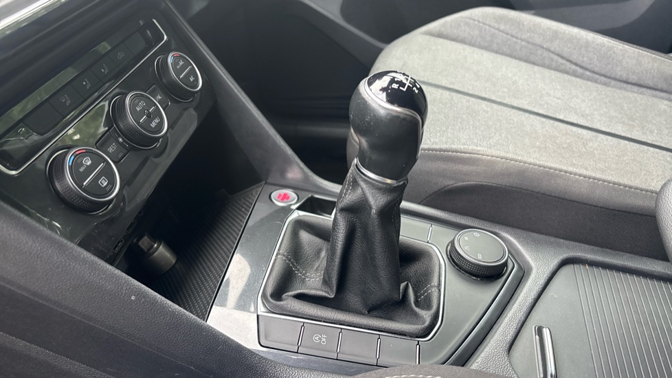 SEAT Tarraco 1.5 EcoTSI SE Technology 5dr Petrol Estate - Image 13