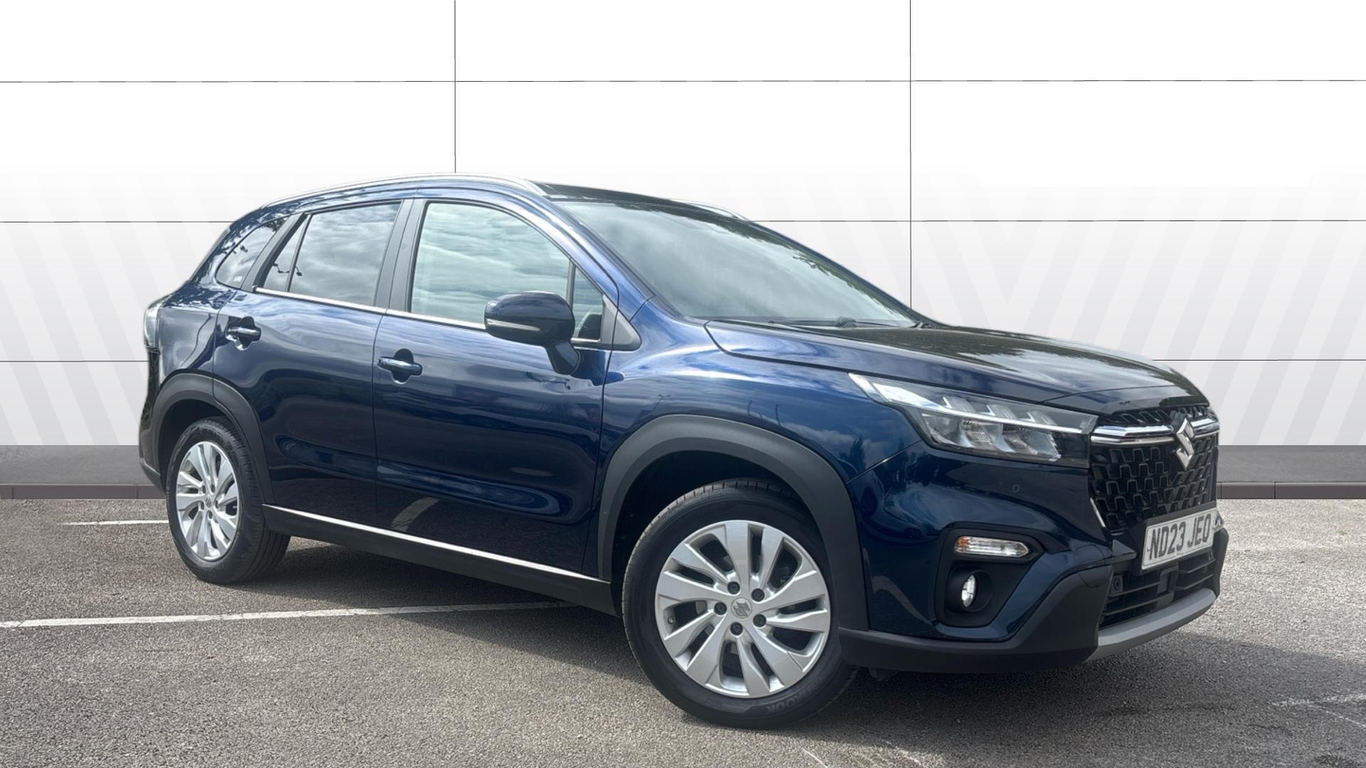 Suzuki S-cross dealer public-web source image