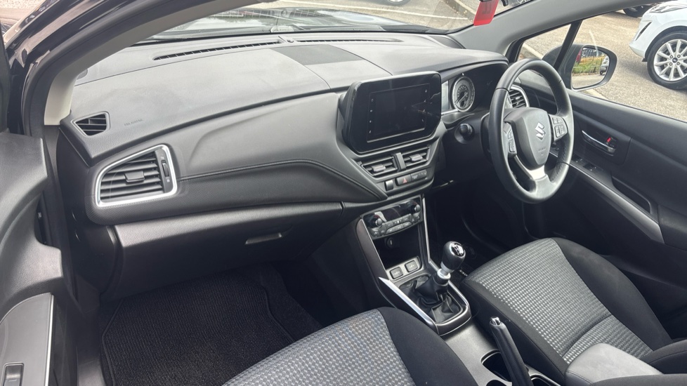 Suzuki S-Cross 1.4 Boosterjet 48V Hybrid Motion 5dr Petrol Hatchback - Image 11
