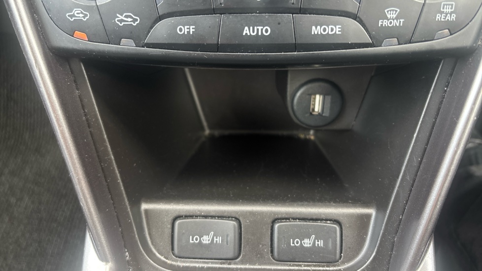 Suzuki S-Cross 1.4 Boosterjet 48V Hybrid Motion 5dr Petrol Hatchback - Image 31