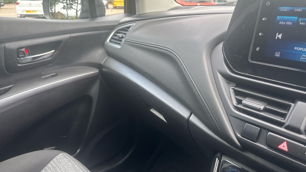 Suzuki S-Cross 1.4 Boosterjet 48V Hybrid Motion 5dr Petrol Hatchback - Image 38
