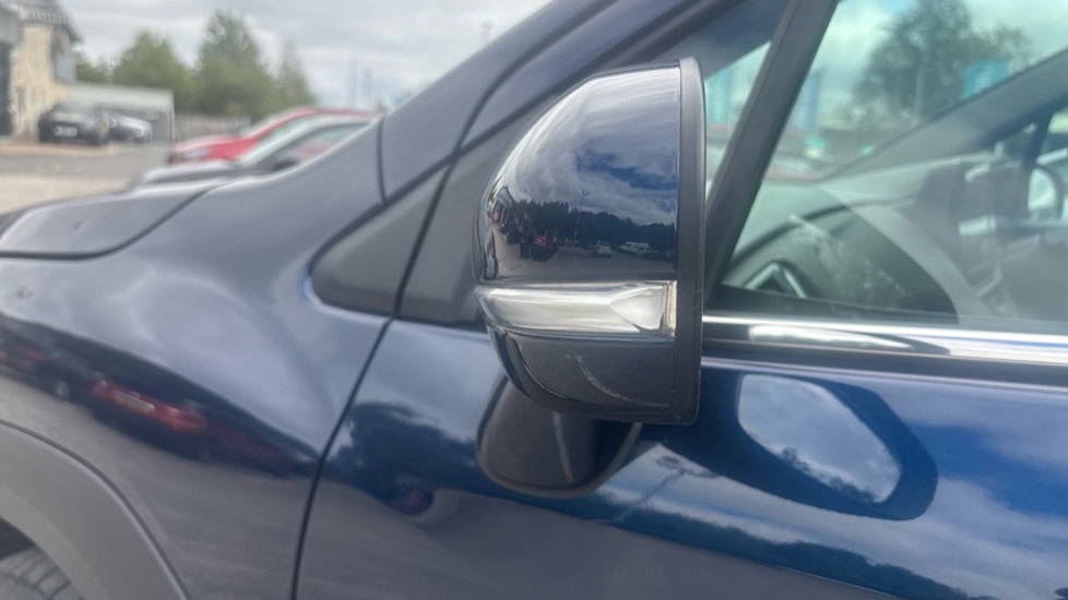 Suzuki S-Cross 1.4 Boosterjet 48V Hybrid Motion 5dr Petrol Hatchback - Image 52