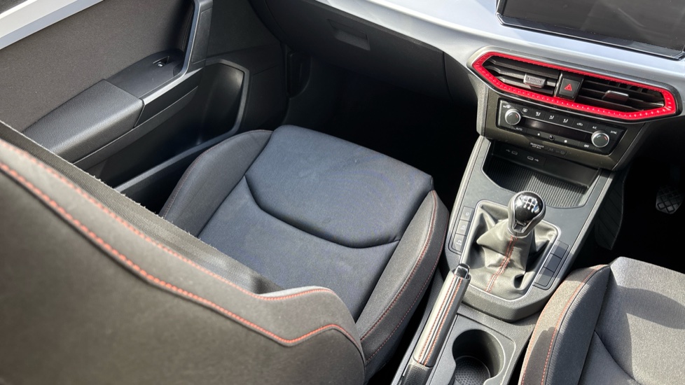 SEAT Ibiza 1.0 TSI 110 FR 5dr Petrol Hatchback - Image 14