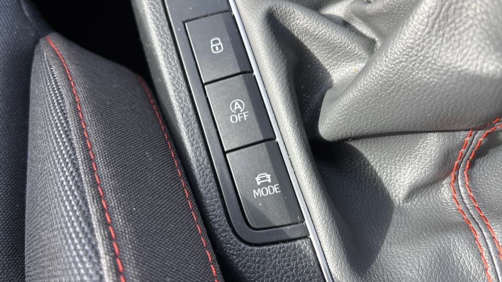 SEAT Ibiza 1.0 TSI 110 FR 5dr Petrol Hatchback - Image 27