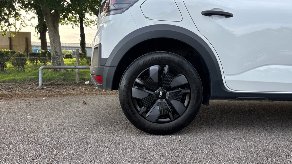 Dacia Sandero Stepway 1.0 TCe Essential 5dr Petrol Hatchback - Image 7
