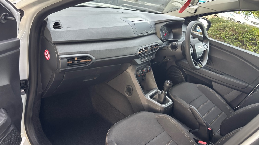 Dacia Sandero Stepway 1.0 TCe Essential 5dr Petrol Hatchback - Image 9