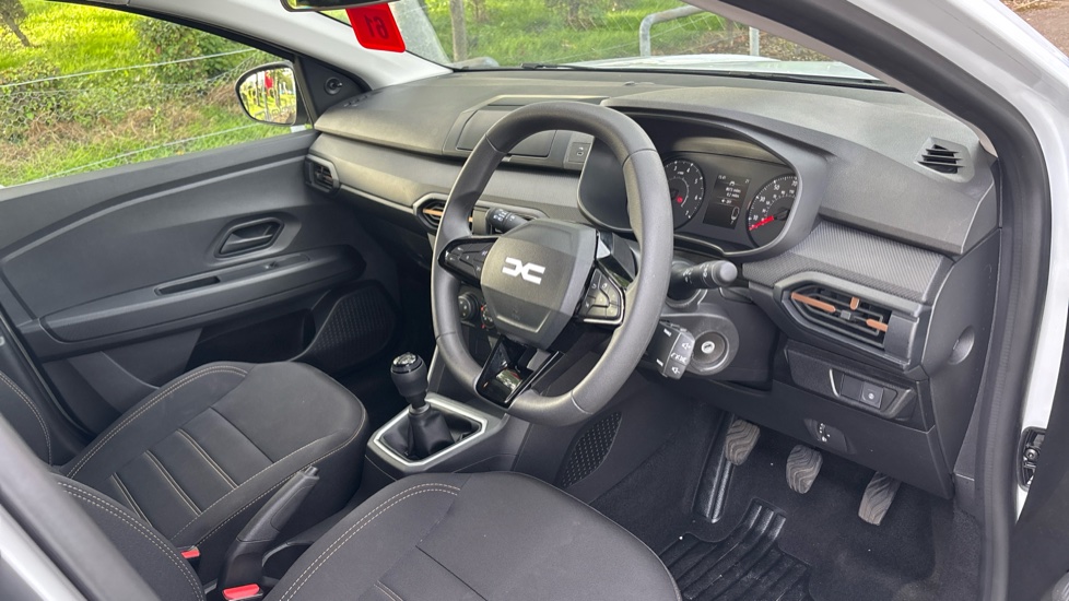 Dacia Sandero Stepway 1.0 TCe Essential 5dr Petrol Hatchback - Image 11